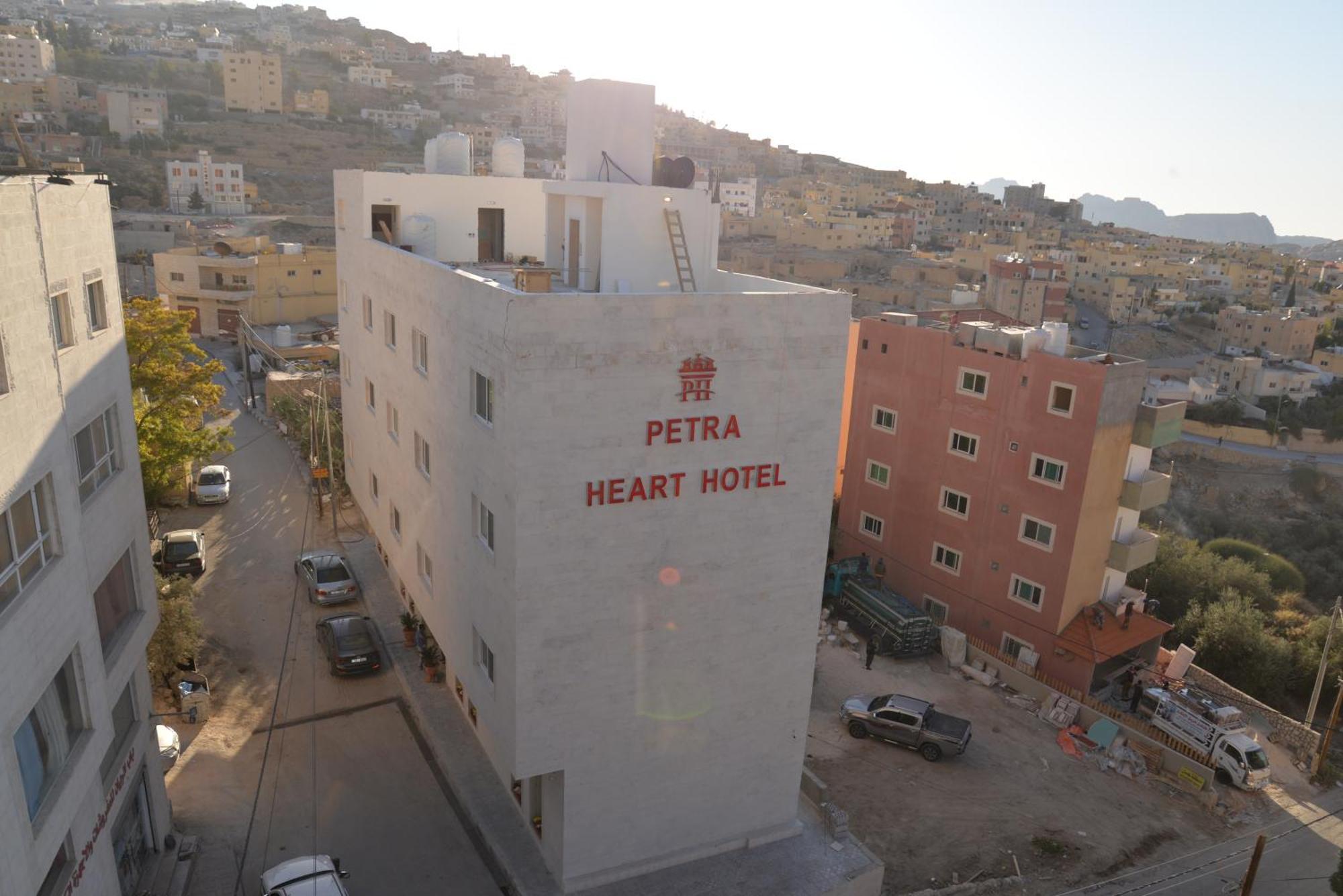 Petra Heart Hotel Wadi Musa Exterior foto